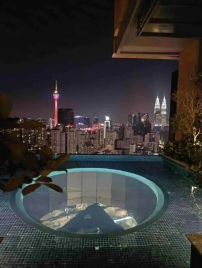 Bunga Suite At Lucentia Bbcc Kuala Lumpur Apartment