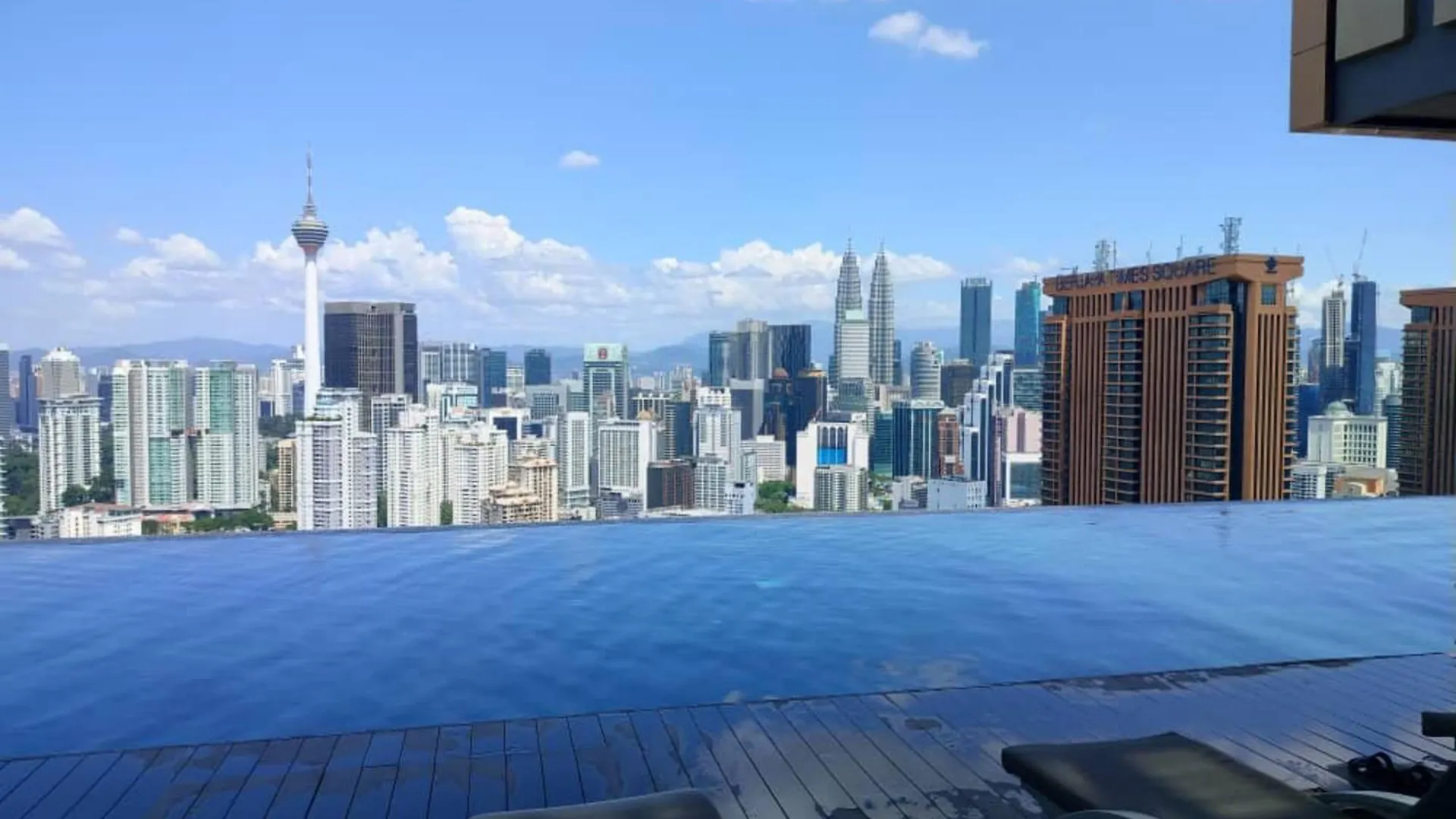 Bunga Suite At Lucentia Bbcc Kuala Lumpur