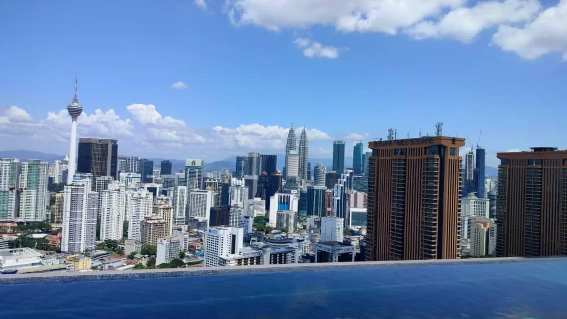 Bunga Suite At Lucentia Bbcc Kuala Lumpur 0*,